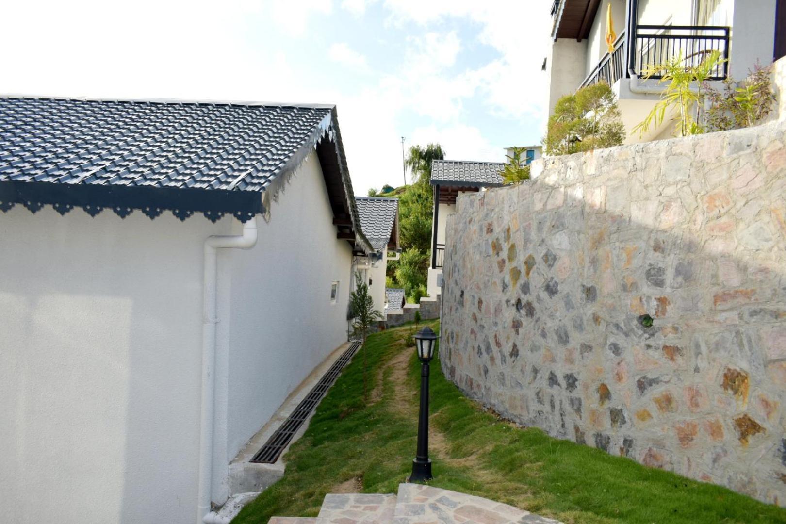 Rega Manivedya The Jungle Trail Resort Mukteshwar Eksteriør billede